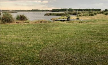 Chacra con casa y pileta. Laguna de Rosario. Pinamar