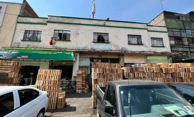 LOCALES COMERCIALES Y BODEGAS EN LA MERCED CENTRO