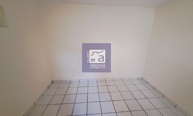 COD. 2207 - SE ARRIENDA CASA - BARRIO: LA PEDREGOSA