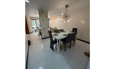 VENDO CASA POBLADO - SECTOR VISITACIÓN