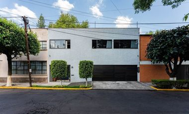 CASA EN VENTA EN MIGUEL ÁNGEL DE QUEVEDO, COYOACÁN.