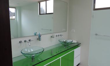 ARRIENDO de CASAS en COTA