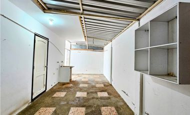 Vendo casa, Urb, Santa Maria, cerca registro civil, manta