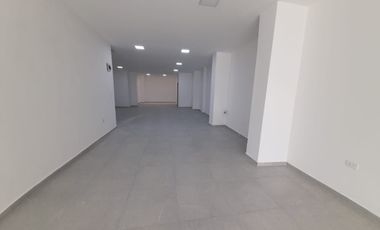 local en arriendo en manrique central. Cod A60518