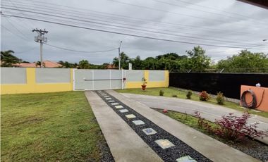 SE VENDE CASA AMPLIA EN CHAME $175,000