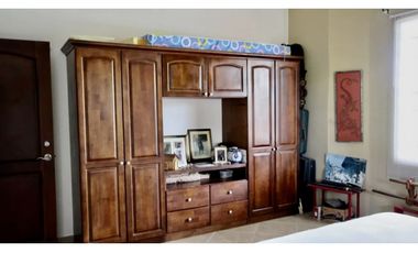 SE VENDE CASA AMPLIA EN CHAME $175,000