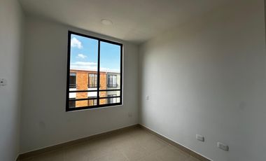 casa en venta en alfaguara. Cod V122849