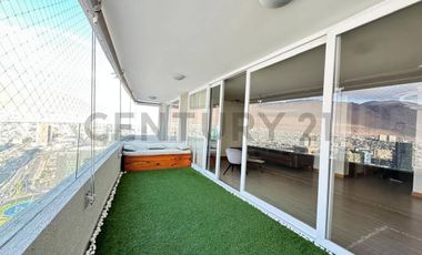 Amplio Departamento en Arriendo Primera Línea