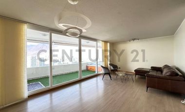 Amplio Departamento en Arriendo Primera Línea