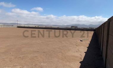 Se arrienda amplio terreno de 5.000 m² en zona industrial La Negra