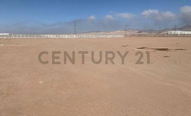 Se arrienda amplio terreno de 5.000 m² en zona industrial La Negra