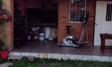 Casa PH en venta en Isidro Casanova