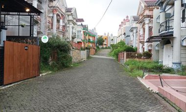 Sewa Villa Rumah Giri di Cipanas Puncak Dekat Istana Cipanas