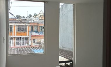 casa en arriendo en oficina movil. Cod A7260001
