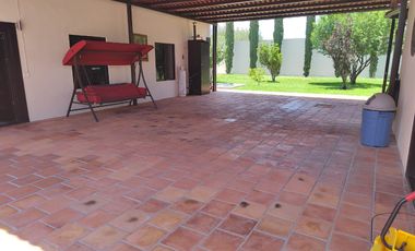 Sur casa muy amplia Peñuelas