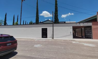 Sur casa muy amplia Peñuelas