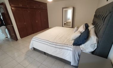 Sur casa muy amplia Peñuelas