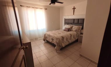 Sur casa muy amplia Peñuelas