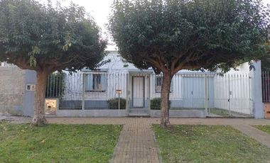 Casa en venta en Quilmes Oeste