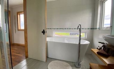 Casa en arriendo con opcion de compra de 3 dorm. en Natales