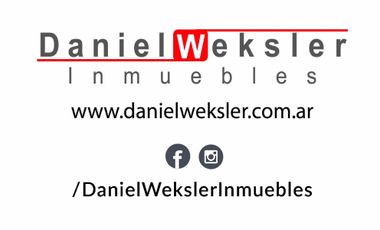 Excepcional casa quinta, cercana a la autopista.