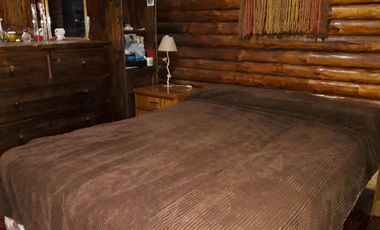 Excepcional casa quinta, cercana a la autopista.