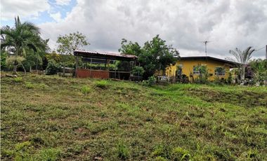 SE VENDE TERRENO EN BARRIADA EL ENCANTO PENONOME