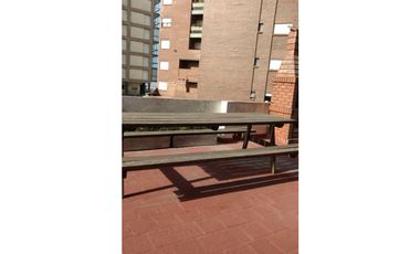 3 Ambientes con cochera. A mts del mar.