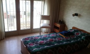 GALPON DOBLE de 250 m2  EN ESQUINA CON DEPARTAMENTOS PLANTA ALTA