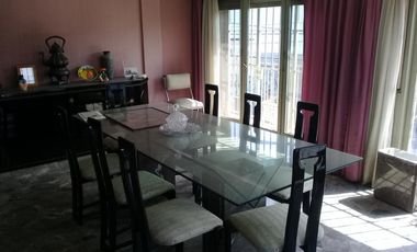 GALPON DOBLE de 250 m2  EN ESQUINA CON DEPARTAMENTOS PLANTA ALTA