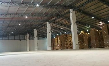 ARRIENDO EXCELENTE BODEGA NORTE DE QUITO
