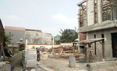 rumah 2 lantai siap huni free semua biaya di cilendek