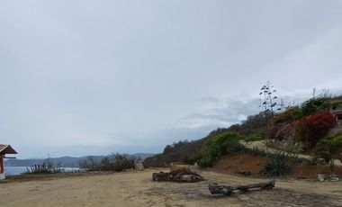 Paraiso marino Terreno de 2.21 hectáreas al pie del mar, en Puerto Lopez, Manta