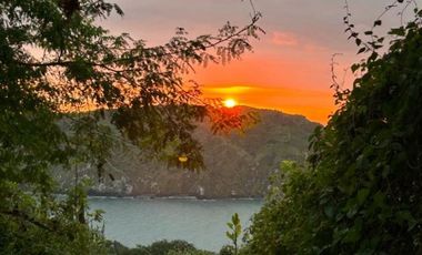 Paraiso marino Terreno de 2.21 hectáreas al pie del mar, en Puerto Lopez, Manta
