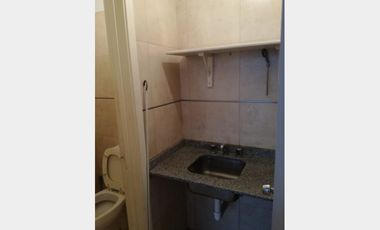 Local a la calle en Venta Ramos Mejia / La Matanza (A108 6989)