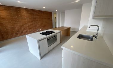 apartamento en arriendo en loma el chocho. Cod A513317