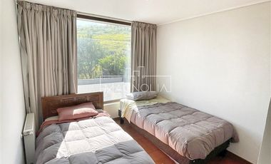 Casa en venta de 4 dorm. en Colina