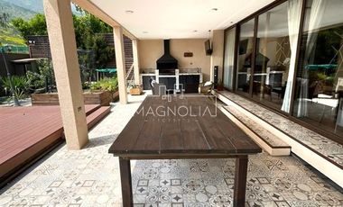 Casa en venta de 4 dorm. en Colina