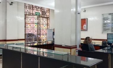 oficina en arriendo en la candelaria. Cod A10327