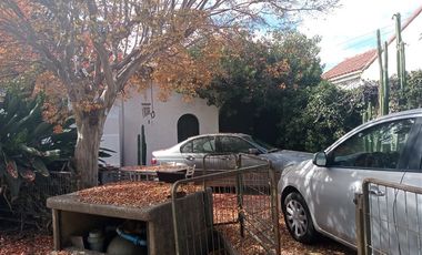 Casa venta instituciones,390 mtrs y 950mtr terr Viña del Mar