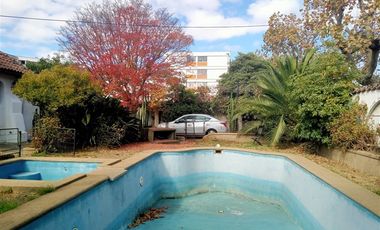Casa venta instituciones,390 mtrs y 950mtr terr Viña del Mar