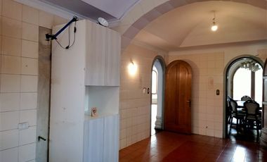 Casa venta instituciones,390 mtrs y 950mtr terr Viña del Mar
