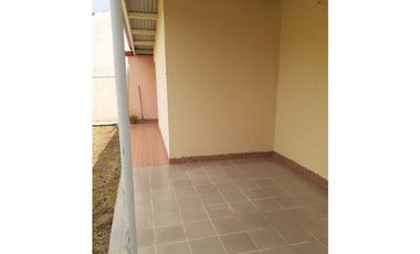 Se vende casa en urb. Parque del oeste en $90,000 AM