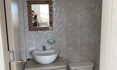 The Blue Whale Suites in Ballenita: Se Alquila Casa Cerca del Mar en Ballenita