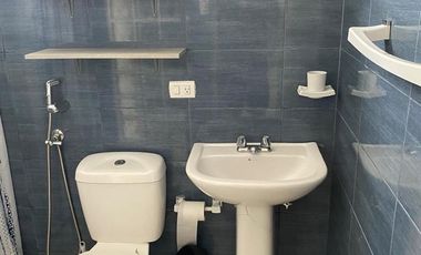 The Blue Whale Suites in Ballenita: Se Alquila Casa Cerca del Mar en Ballenita