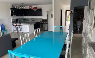 The Blue Whale Suites in Ballenita: Se Alquila Casa Cerca del Mar en Ballenita