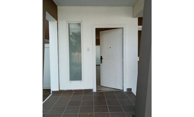 SE VENDE CASA EN BRISAS DEL GOLF EN $210,000 AM