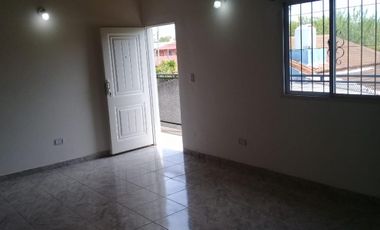 Departamento de dos dormitorios, baño, cocina comedor, con cochera a estenar