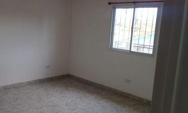 Departamento de dos dormitorios, baño, cocina comedor, con cochera a estenar