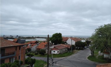 Dúplex con terraza/ Punta Mogotes
